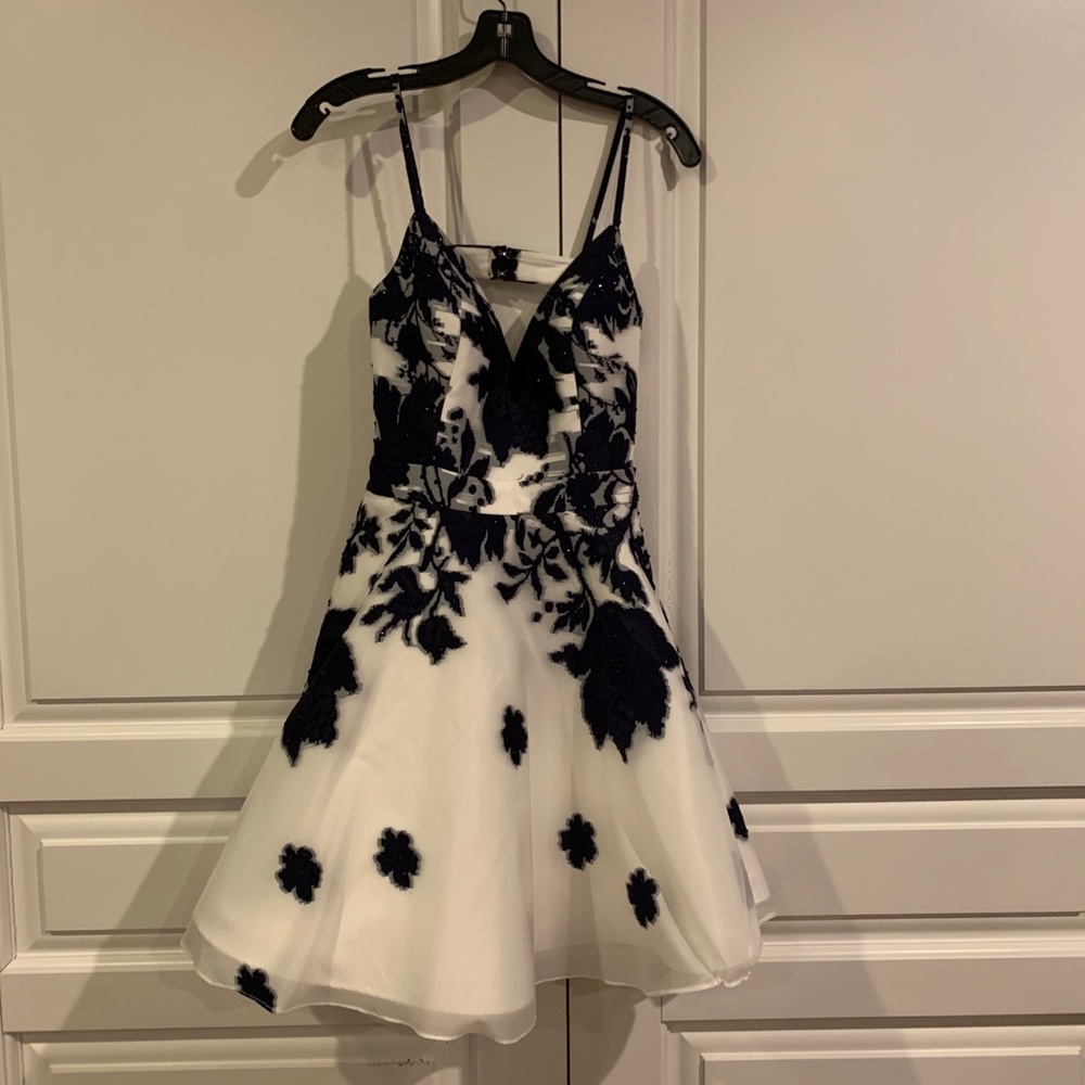 JOVANI fit and flare dress